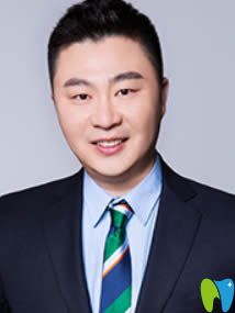 北京斯邁爾齒科門診院長(zhǎng)兼全科主任楊雷照片