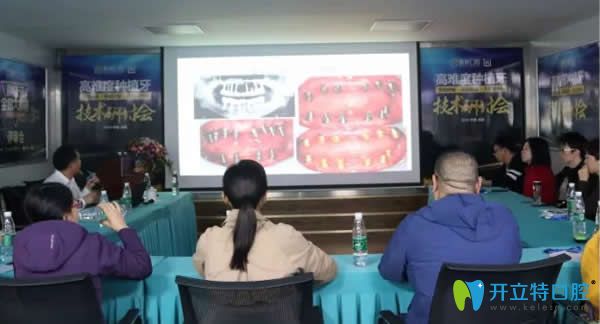 <span style= <span style=