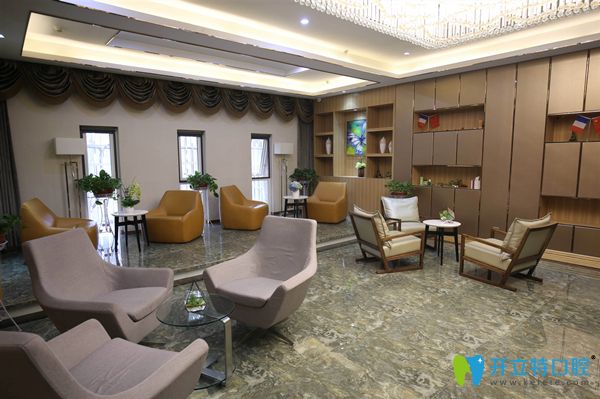 西寧時(shí)光等待區(qū)