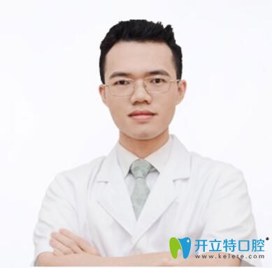 在清遠(yuǎn)牙槽骨萎縮,高齡老人種牙都來這家口腔,原因竟是…