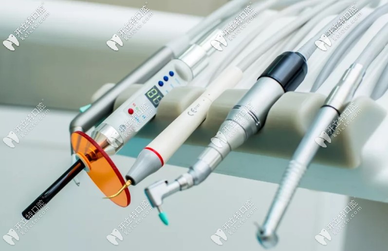 齦下刮治是什么