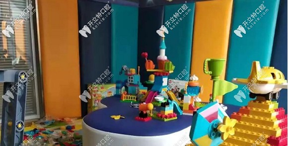 兒童游戲區(qū)