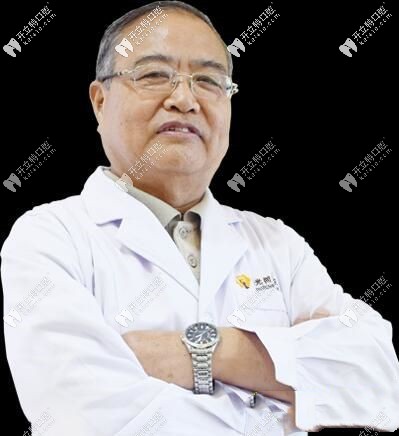 廣州陽光樹口腔種植醫(yī)生劉士有