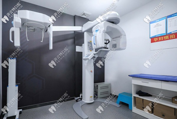 登記信息后就先來做CT、X光片，不過都是免費的