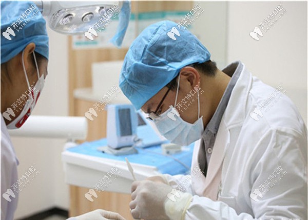 廣州做舌側(cè)托槽矯正的市場價(jià)分析