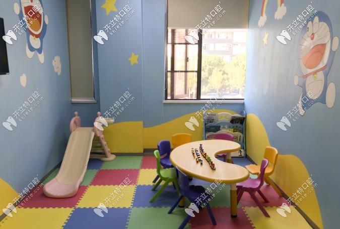 黃陂區(qū)大眾口腔兒童玩耍區(qū)地方