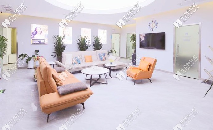 西安林牙立齒休息區(qū)